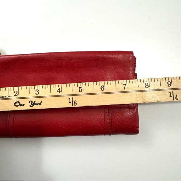 Vintage Fossil Crimson Red Leather Ellis Clutch Wallet / Purse Classic Folding - Picture 7 of 8